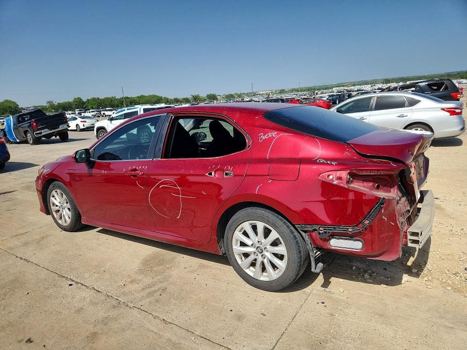 2018 TOYOTA CAMRY LE LE 2