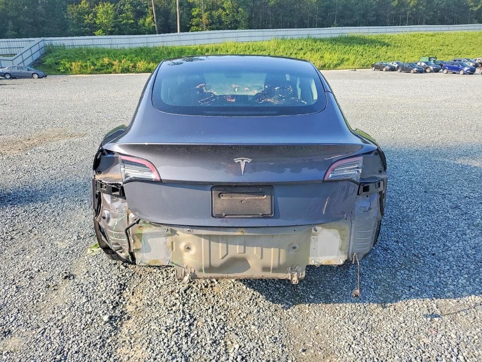 2022 TESLA MODEL 3 6