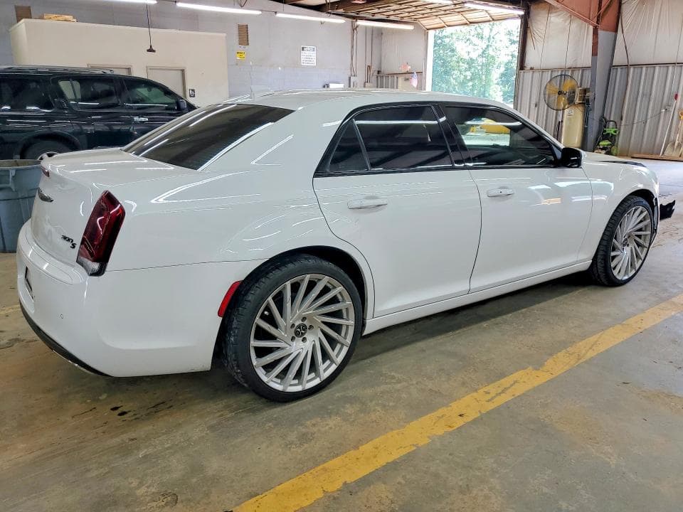 2021 CHRYSLER 300 S 3