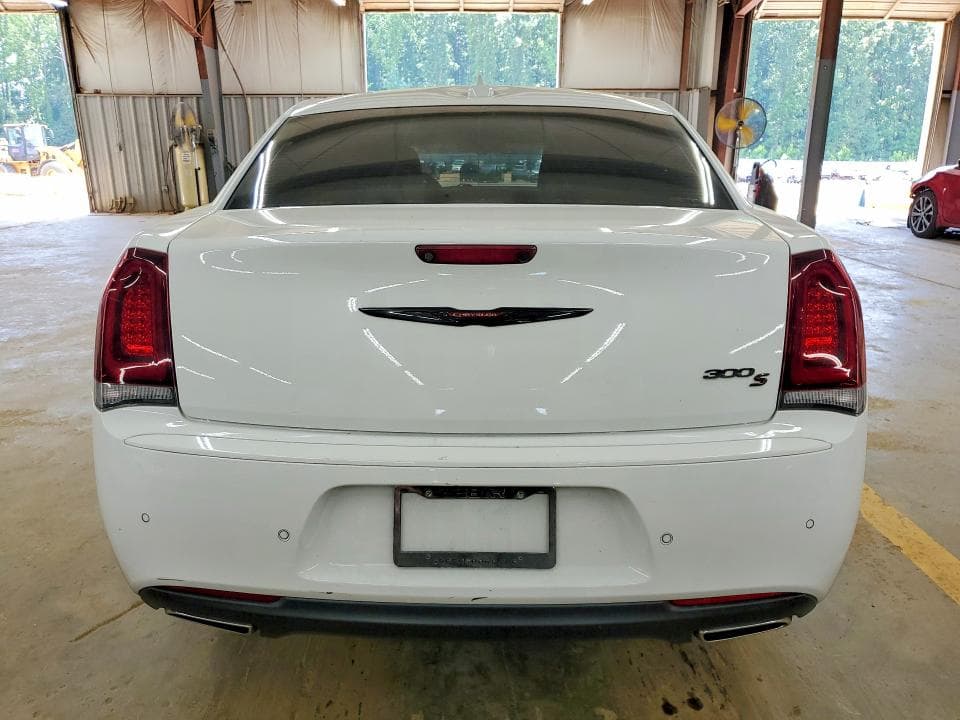 2021 CHRYSLER 300 S 6