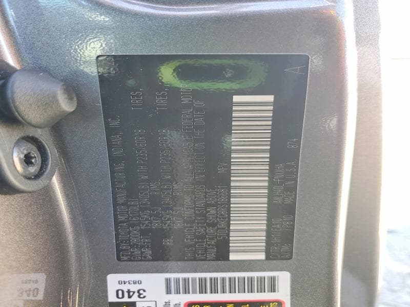 2024 TOYOTA SIENNA XLE 13