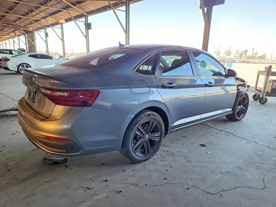 2024 VOLKSWAGEN JETTA SE 3