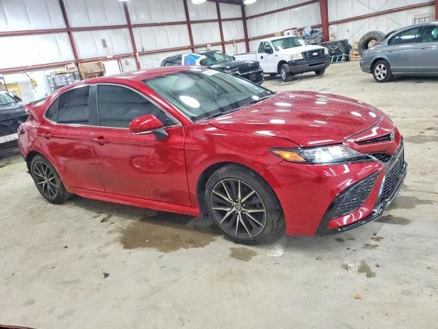 2022 TOYOTA CAMRY SE 4
