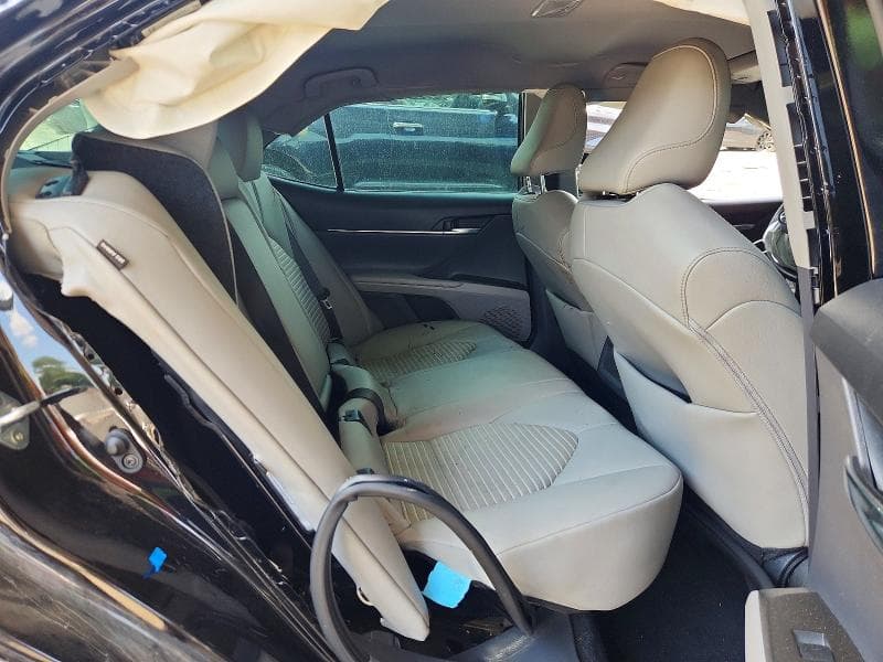 2022 TOYOTA CAMRY 10