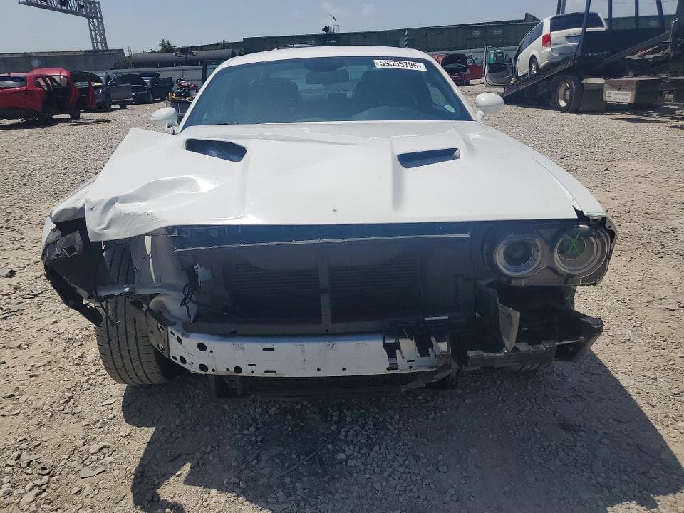 2019 DODGE CHALLENGER SXT 5