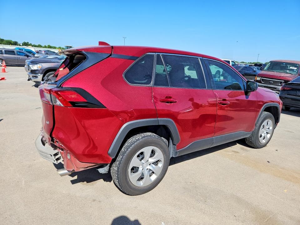 2022 TOYOTA RAV4 LE 3