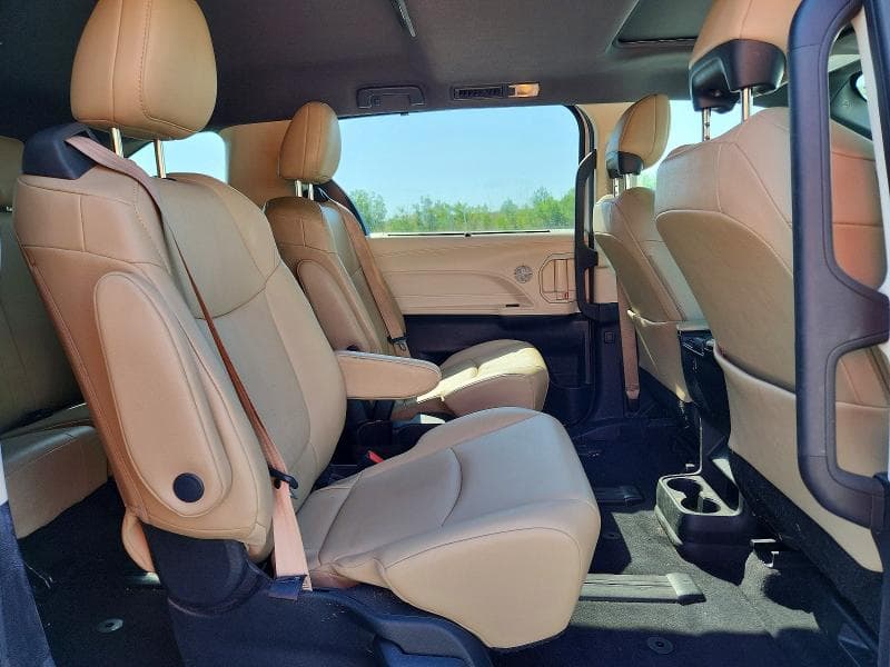 2021 TOYOTA SIENNA XLE XLE 11