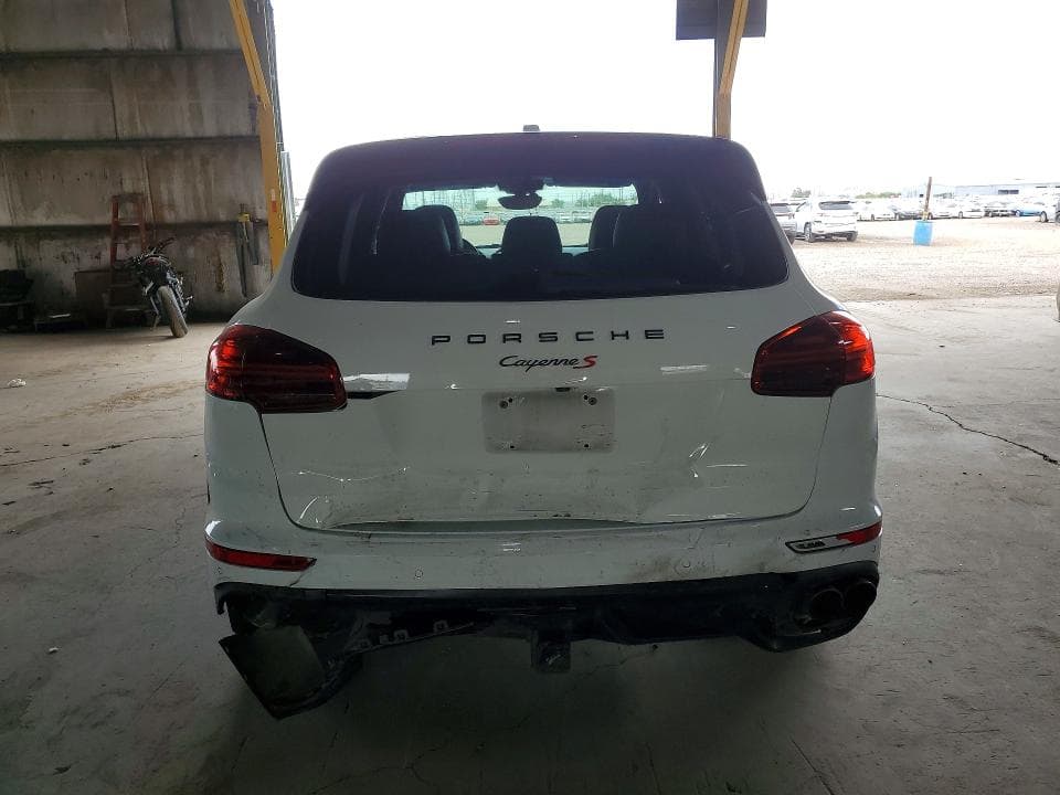 2017 PORSCHE CAYENNE S 11