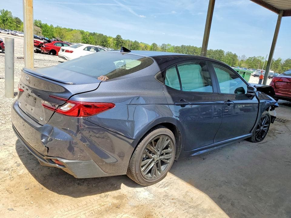 2026 TOYOTA CAMRY SE SE 5