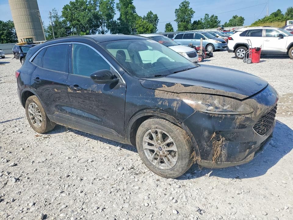 2021 FORD ESCAPE SE SE 4