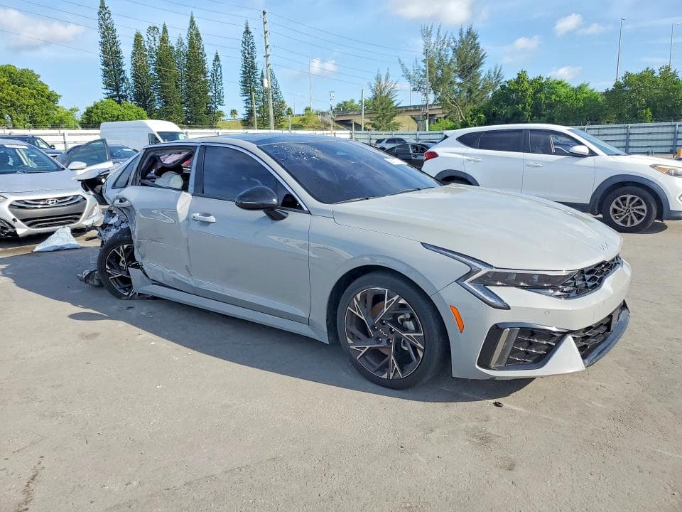 2025 KIA K5 GT LINE 4