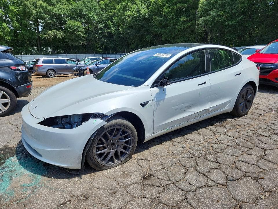 2025 TESLA MODEL 3 1