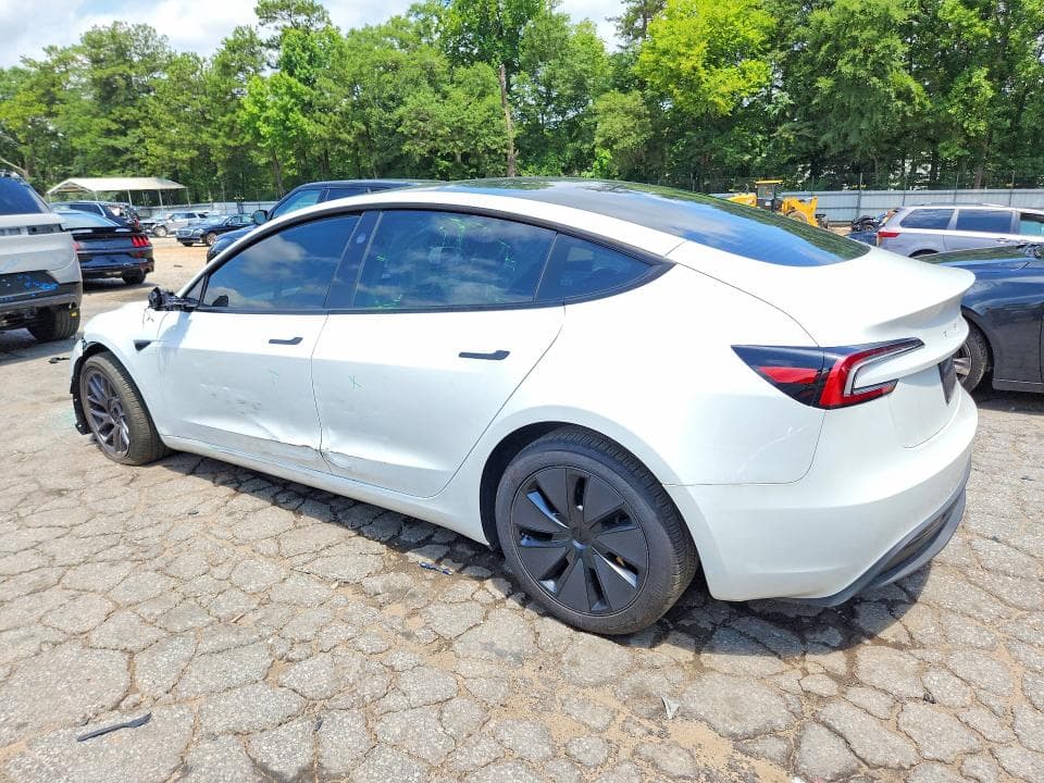 2025 TESLA MODEL 3 2