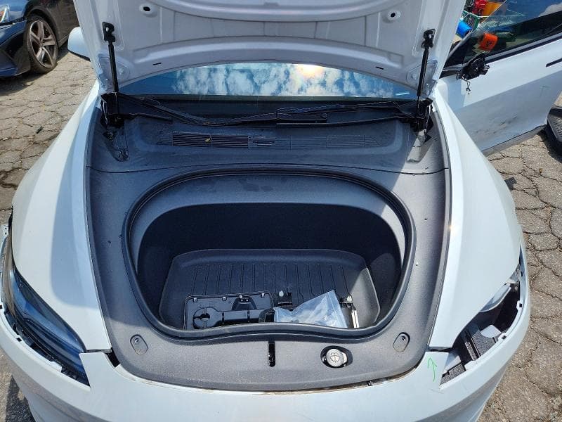 2025 TESLA MODEL 3 11