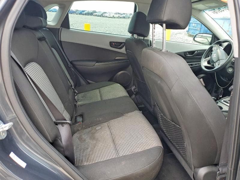 2020 HYUNDAI KONA SE 11