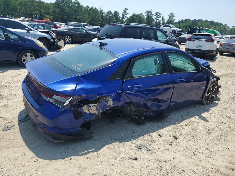 2023 HYUNDAI ELANTRA SEL 3