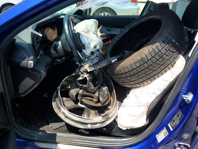 2023 HYUNDAI ELANTRA SEL 7