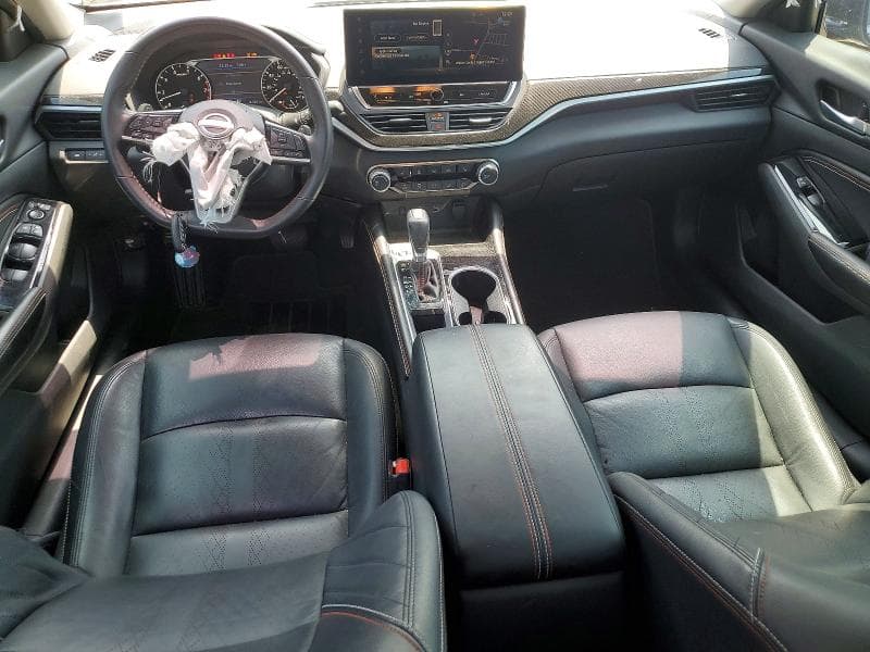 2023 NISSAN ALTIMA SR 8