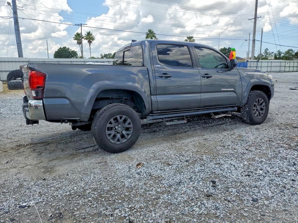 2020 TOYOTA TACOMA SR5 V6 3