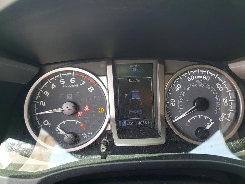 2020 TOYOTA TACOMA SR5 V6 9