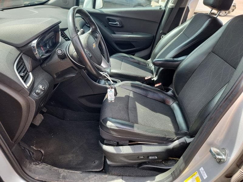 2019 CHEVROLET TRAX 1LT 7