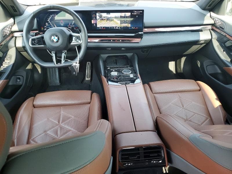 2025 BMW 540 XI XI 8