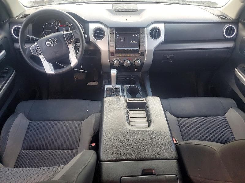 2017 TOYOTA TUNDRA SR5 SR5 8