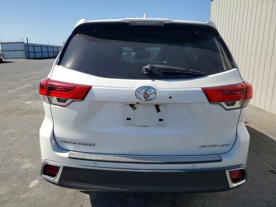 2019 TOYOTA HIGHLANDER LIMITED LIMITED 6