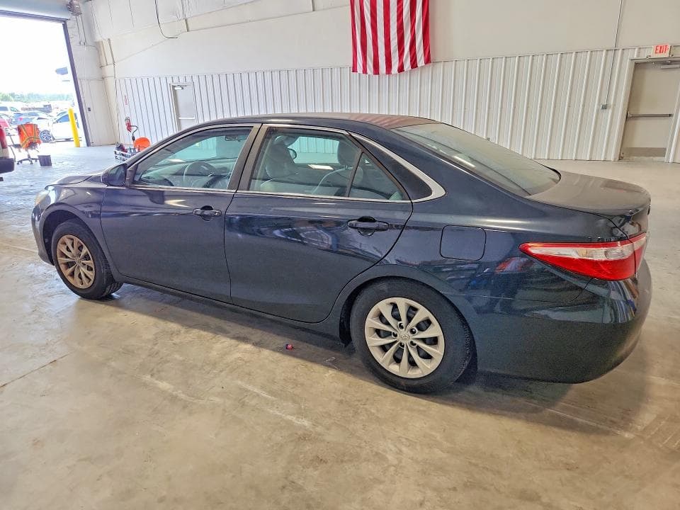 2016 TOYOTA CAMRY LE LE 2