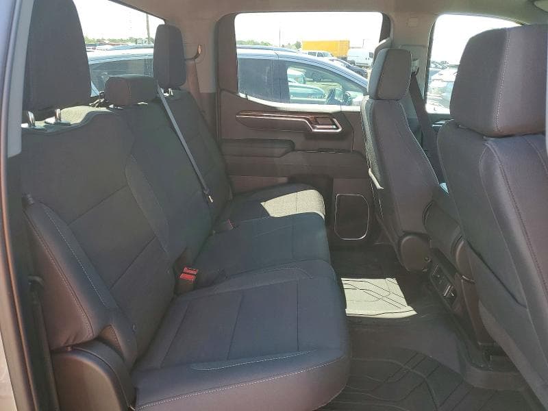 2026 CHEVROLET SILVERADO K1500 LT 10