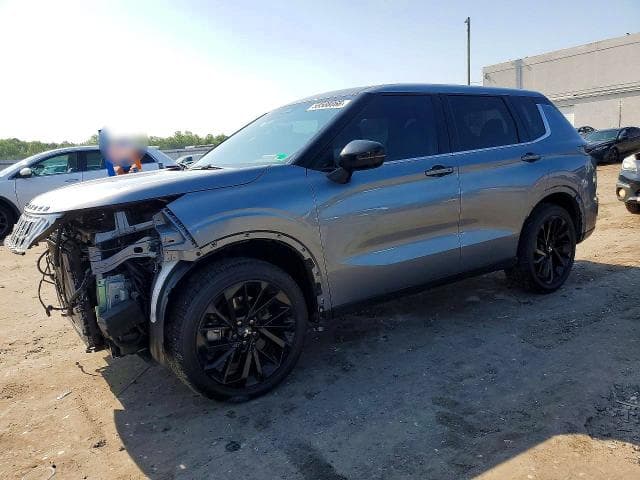 2024 MITSUBISHI OUTLANDER SE - 1