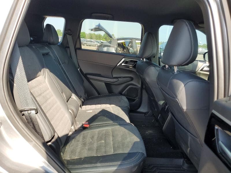 2024 MITSUBISHI OUTLANDER SE 11