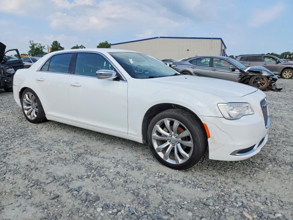 2019 CHRYSLER 300 TOURING 4