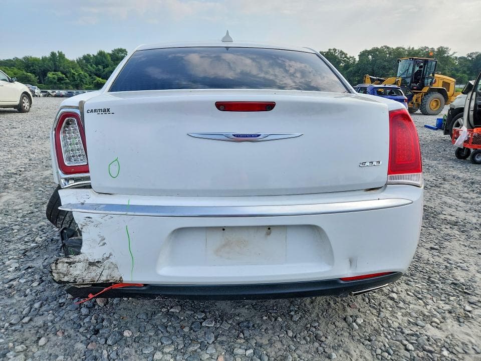 2019 CHRYSLER 300 TOURING 6