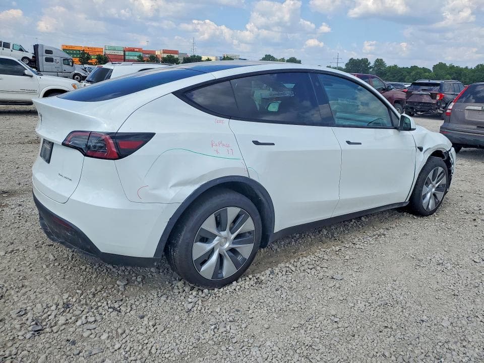 2023 TESLA MODEL Y 3