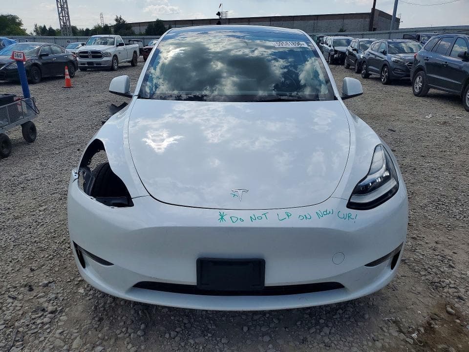 2023 TESLA MODEL Y 5