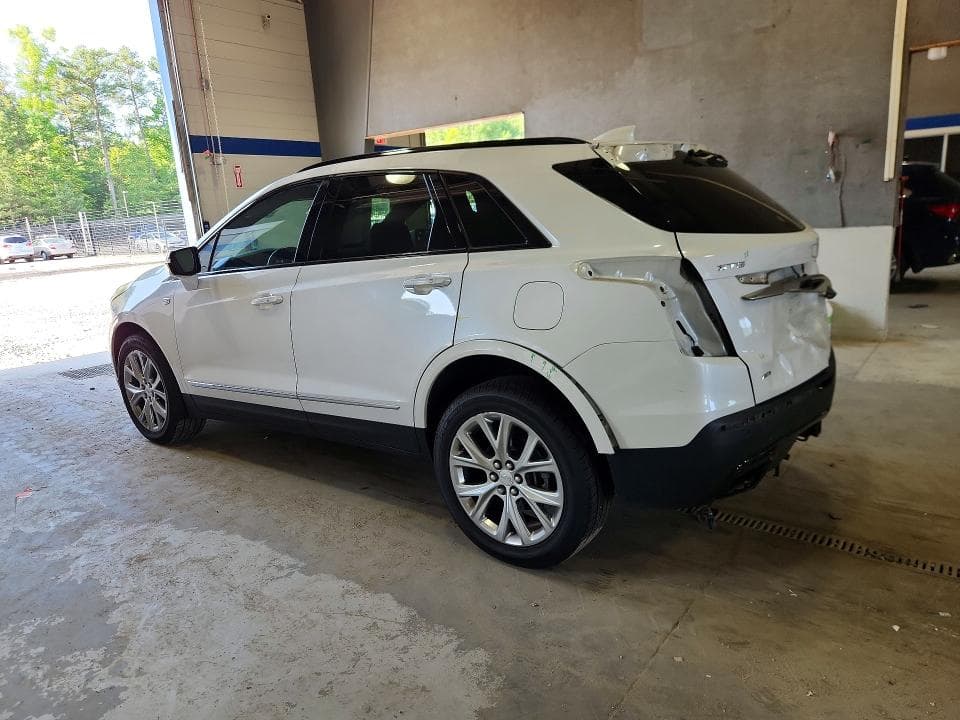 2021 CADILLAC XT5 2