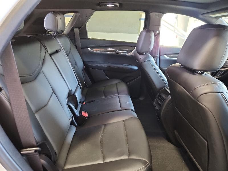 2021 CADILLAC XT5 11