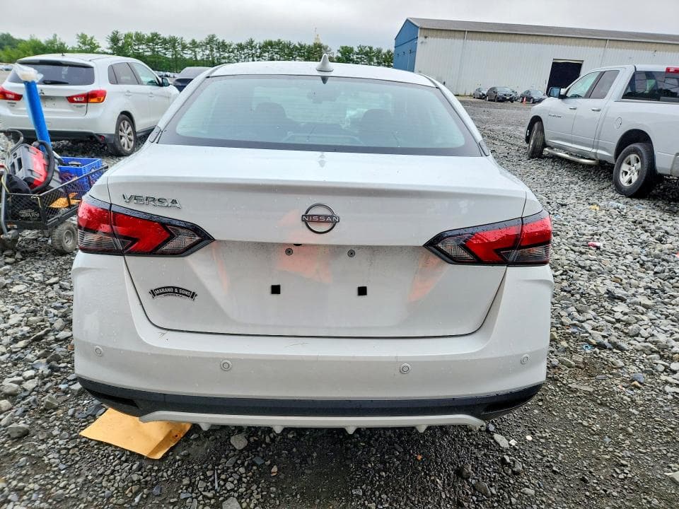 2025 NISSAN VERSA SV 6