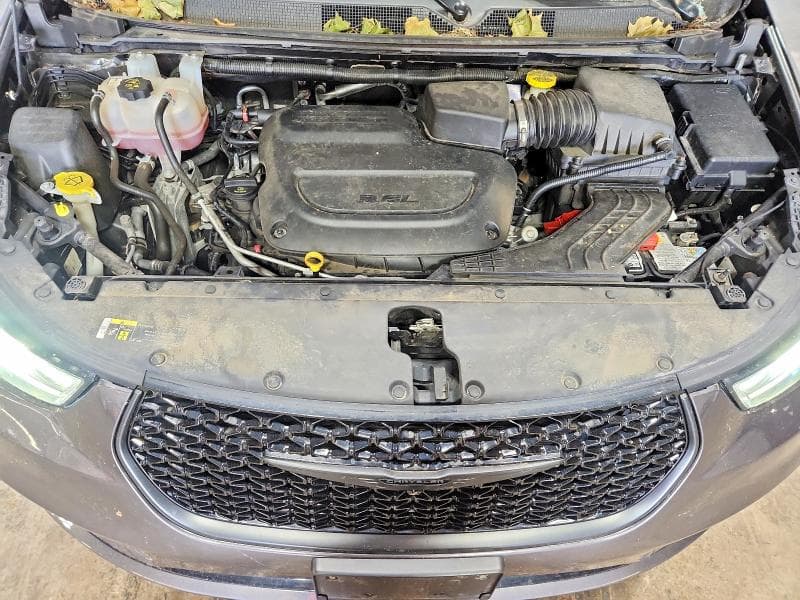 2021 CHRYSLER PACIFICA TOURING L 12