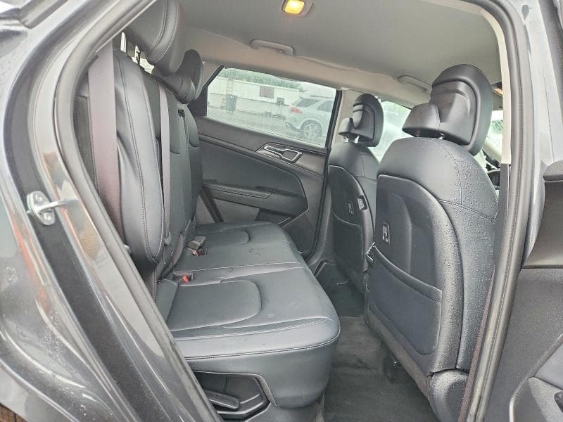 2023 KIA SPORTAGE EX 11