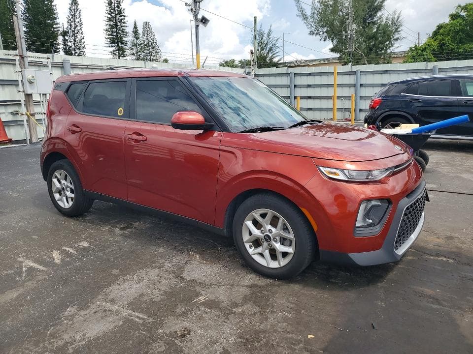 2021 KIA SOUL S 4