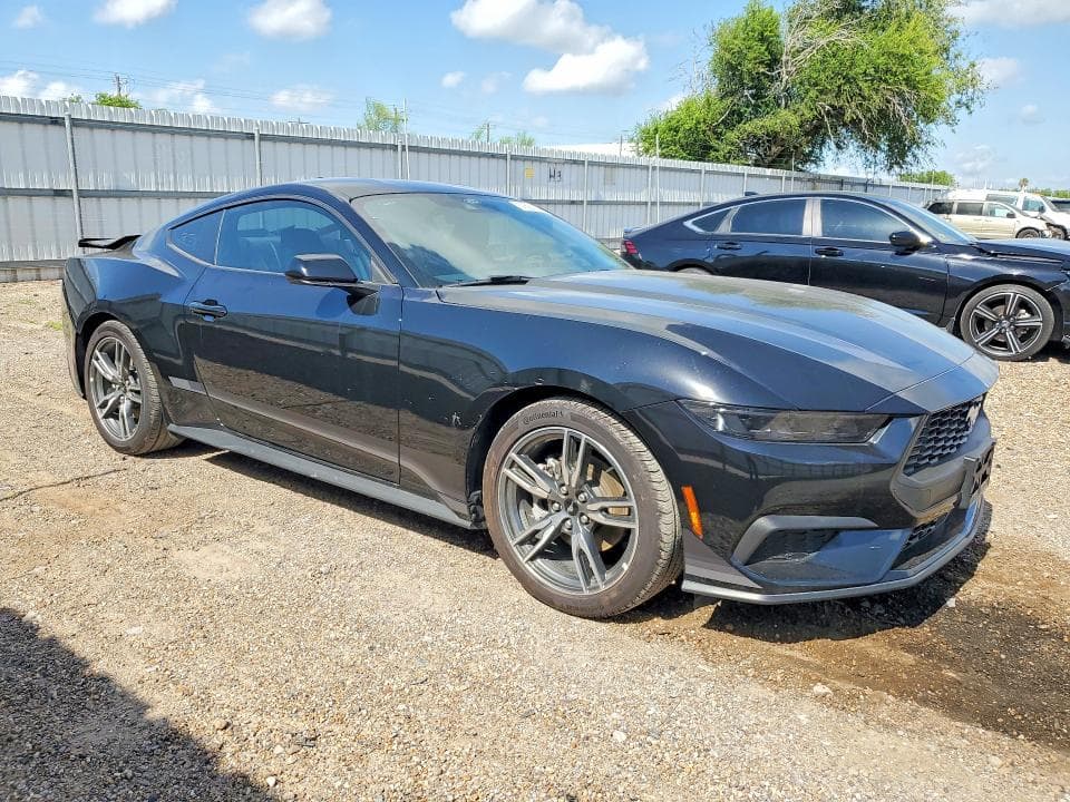 2025 FORD MUSTANG 4