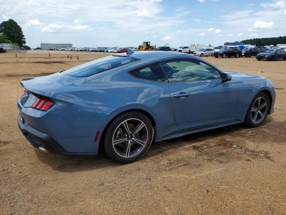 2025 FORD MUSTANG 3