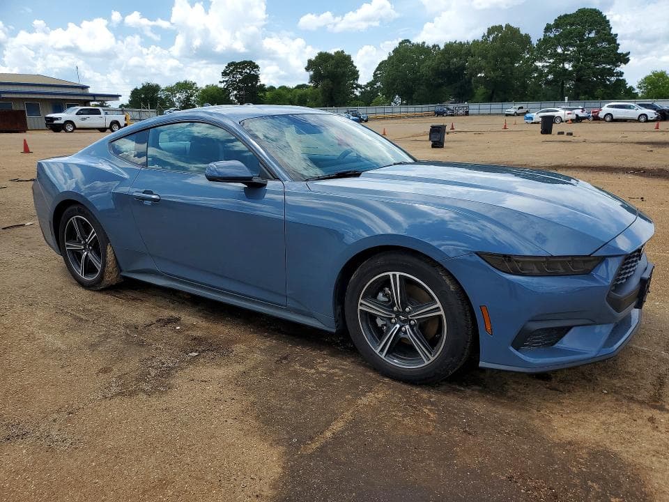 2025 FORD MUSTANG 4