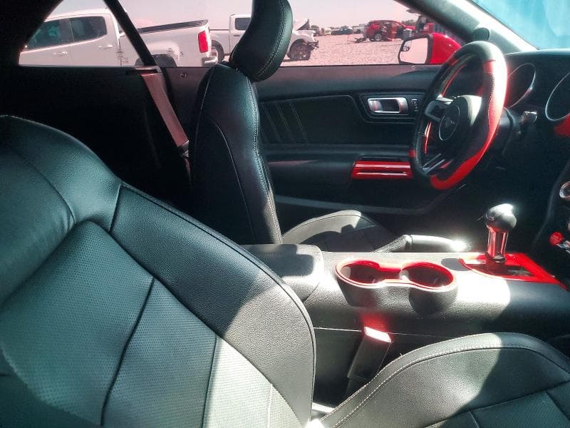 2020 FORD MUSTANG 10
