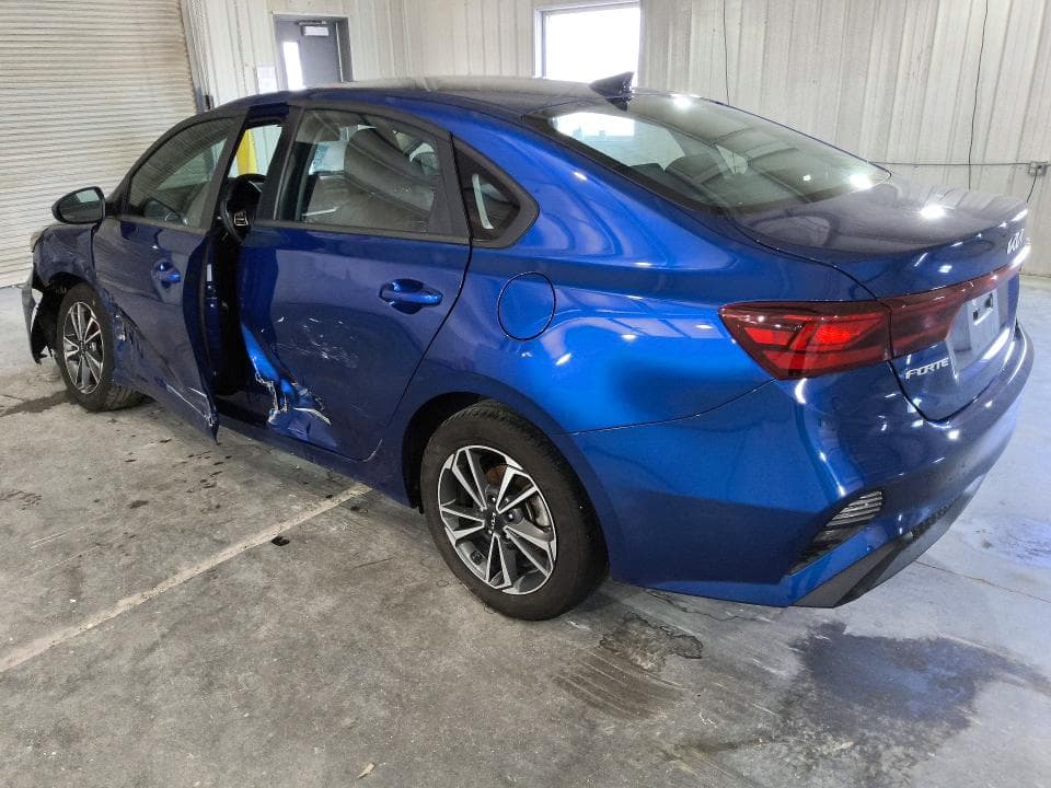 2024 KIA FORTE LXS 2