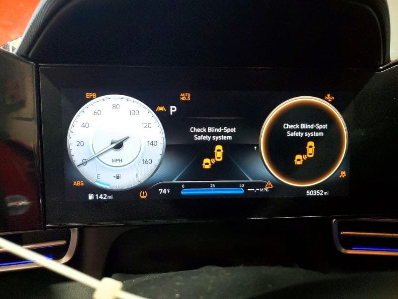 2022 HYUNDAI ELANTRA LIMITED LIMITED 9