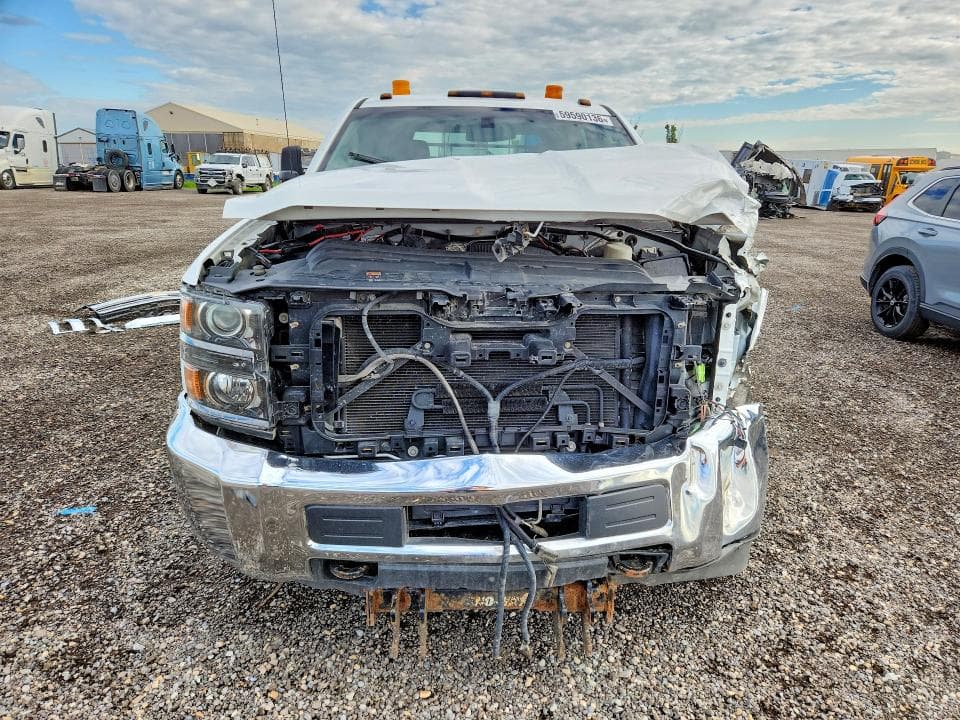 2018 CHEVROLET SILVERADO K3500 5