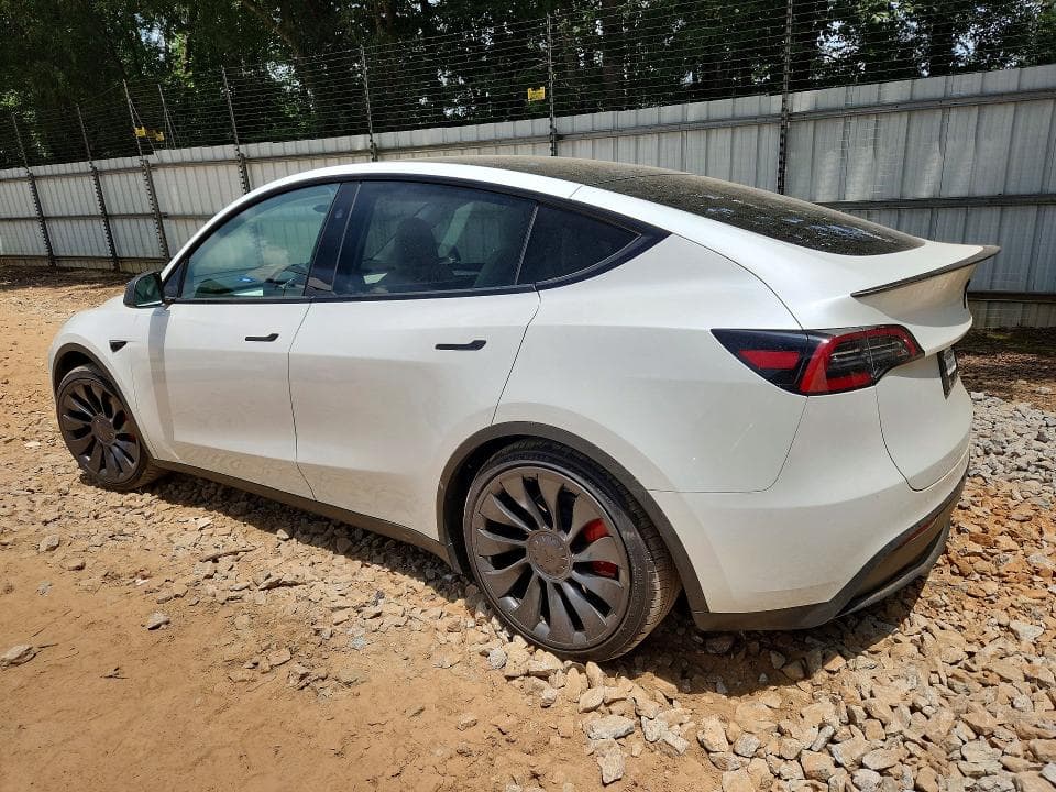 2023 TESLA MODEL Y 2